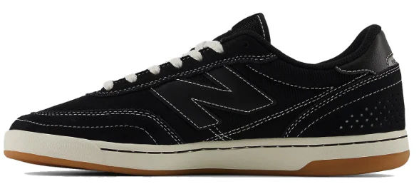 New Balance - Numeric 440 V2 Shoes | Black Sea Salt (Wide) - Image 2